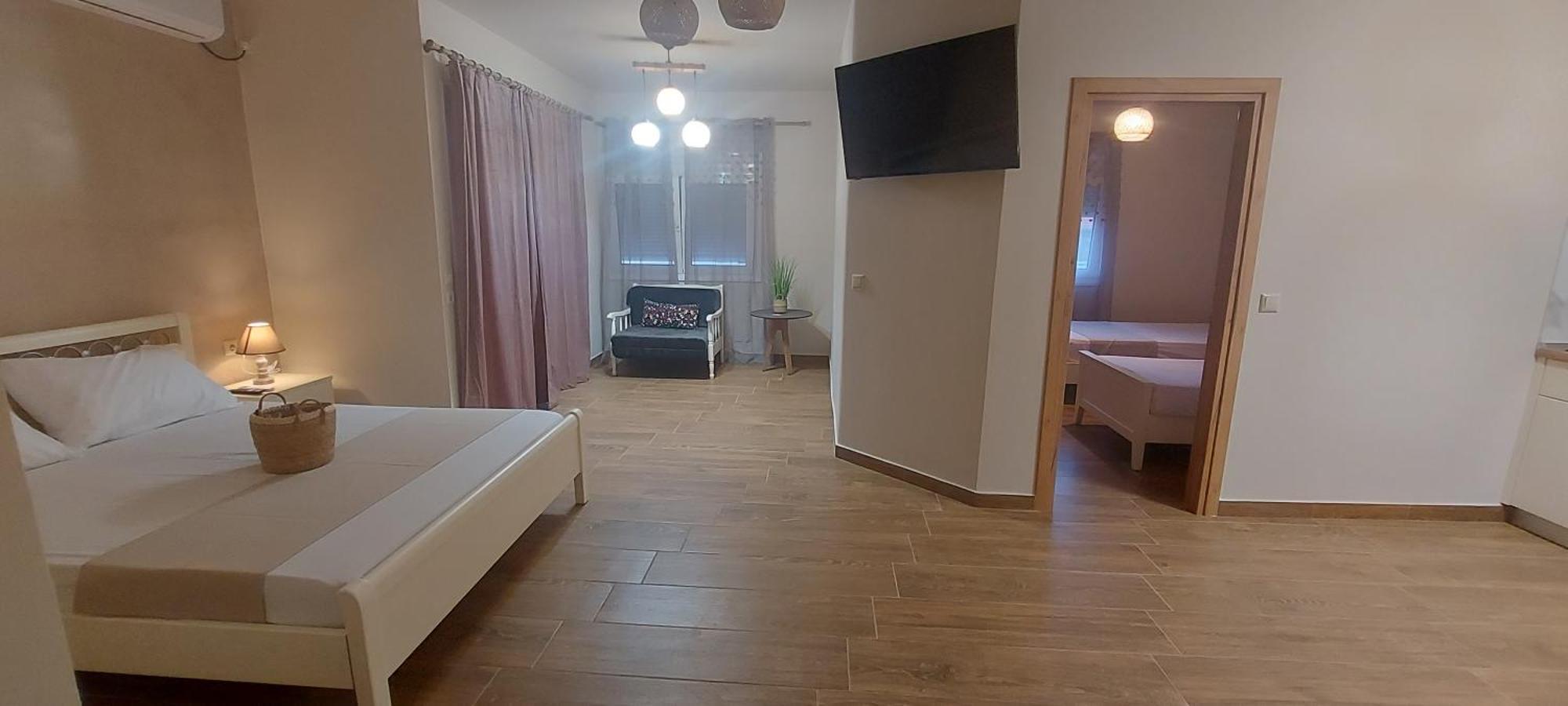 Nefelis Rooms Pori Exterior foto